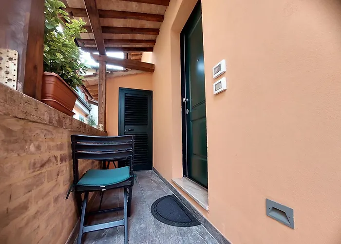 La Casa Nel Vicolo 아파트 콜레 발델사